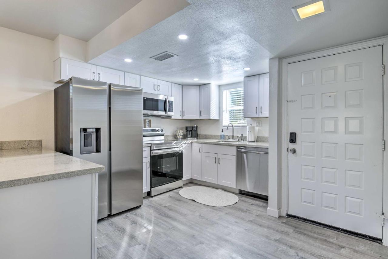 Downtown Gilbert Condo With Screened Porch! 외부 사진